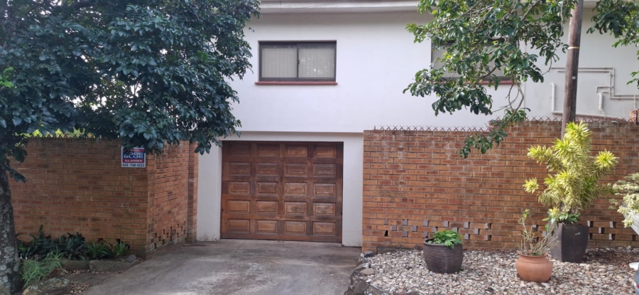 5 Bedroom Property for Sale in Nahoon Beach Eastern Cape